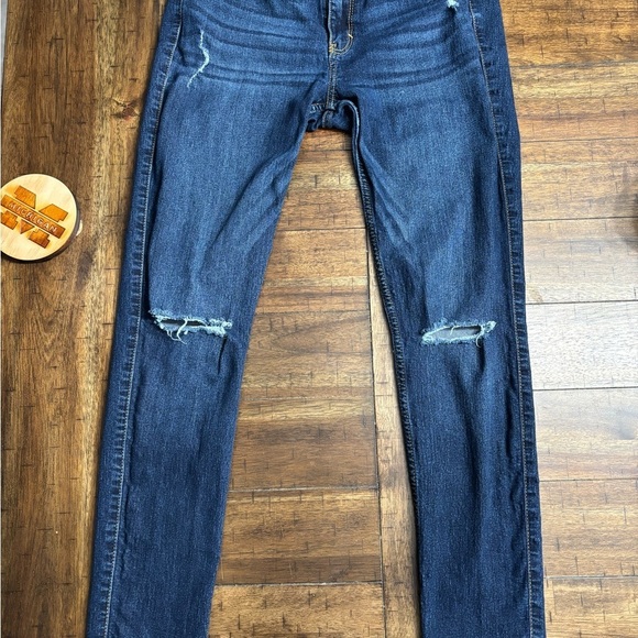 Abercrombie & Fitch Denim - Women’s like new Abercrombie and Finch skinny jeans